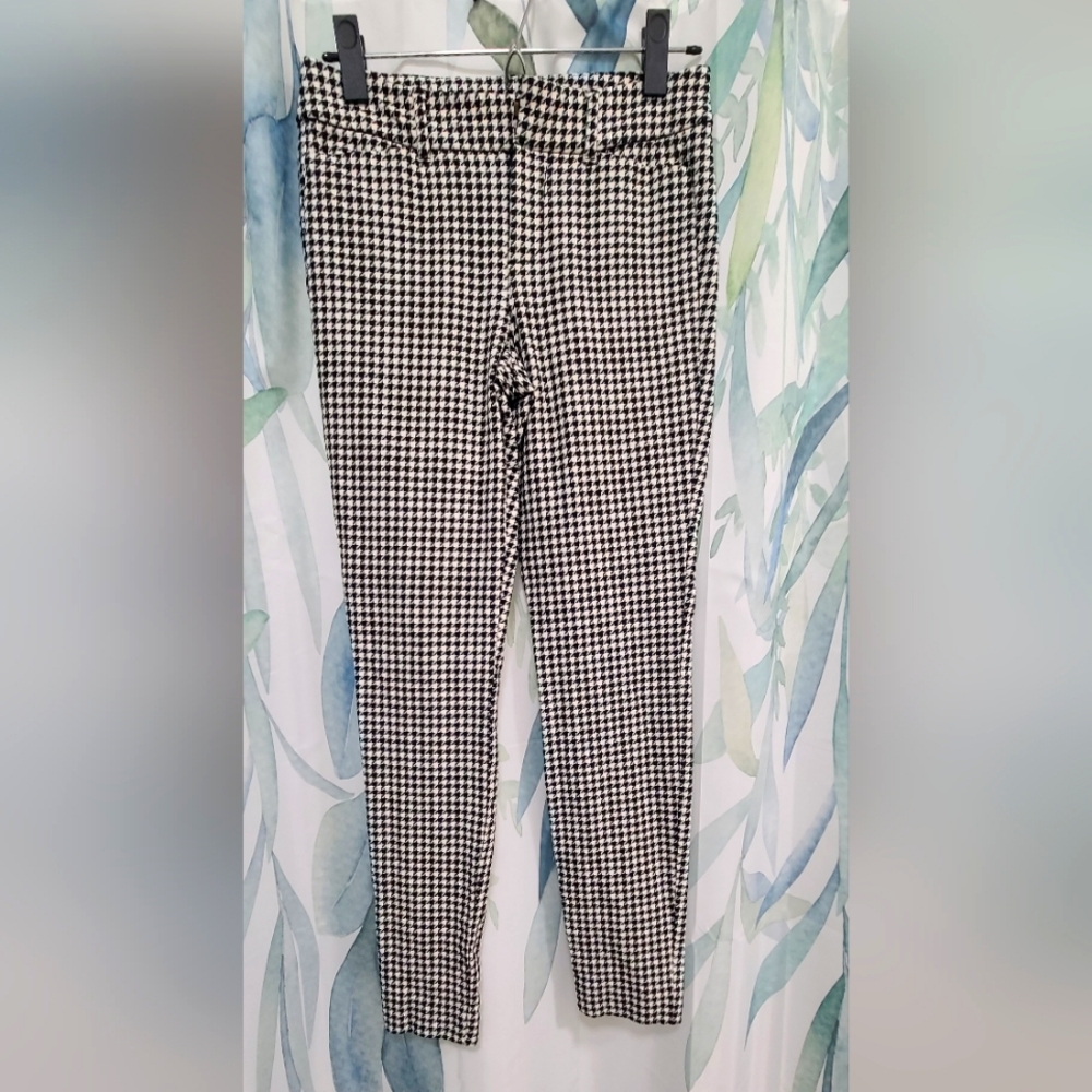 Straight leg houndstooth work pants